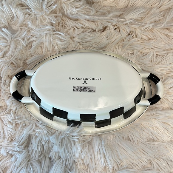 MacKenzie-Childs Small Courtly Check Oval Gratin Enamel Dish - Picture 8 of 14